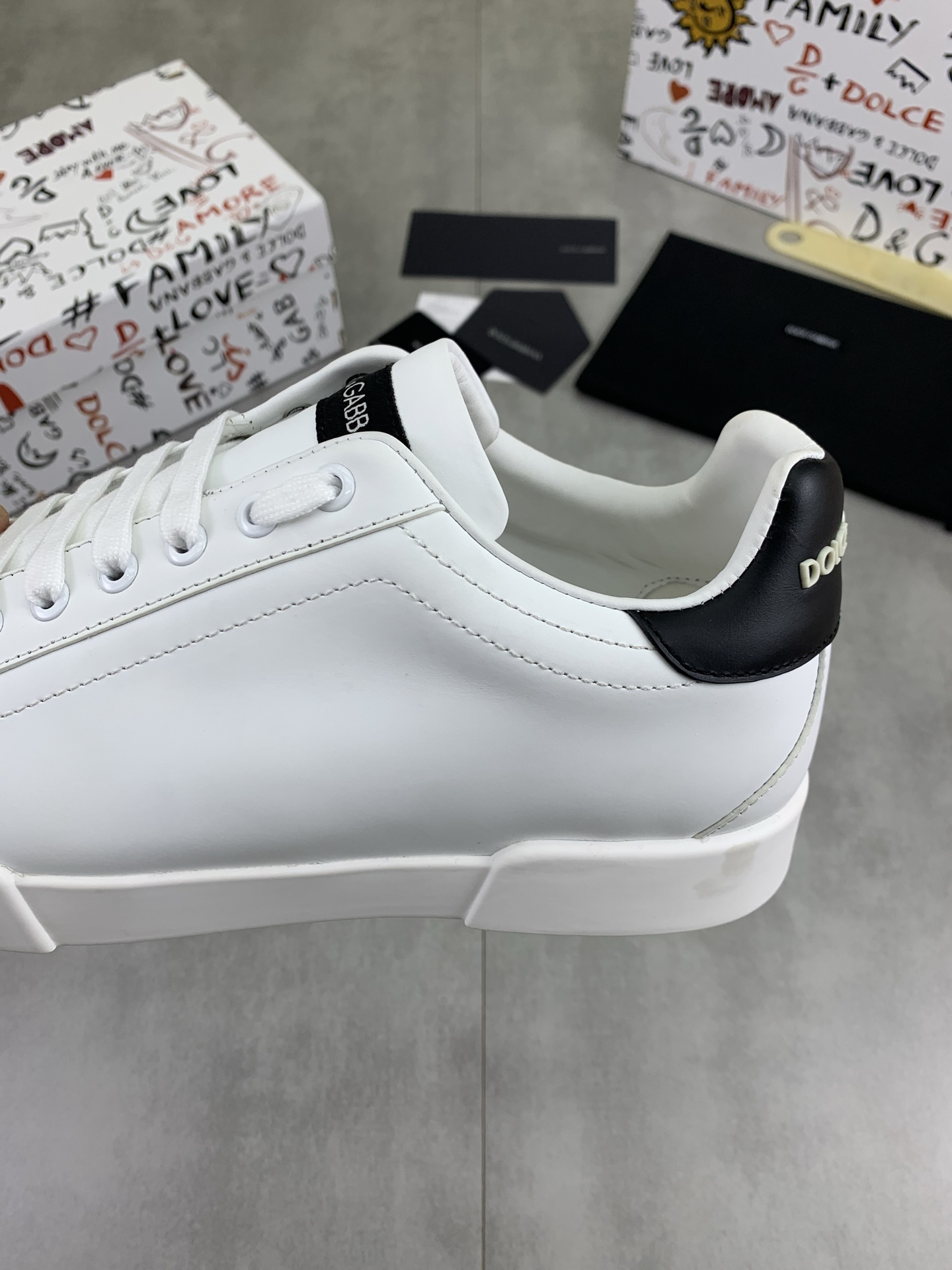 olce & Gabbana shoe